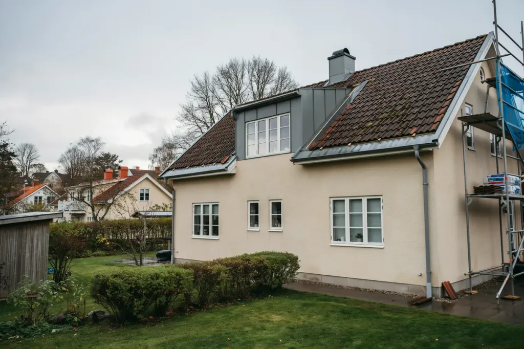 takl ggning och pl tslageri i skog s huddinge smarta l sningar som lyfter b de skydd och utseende